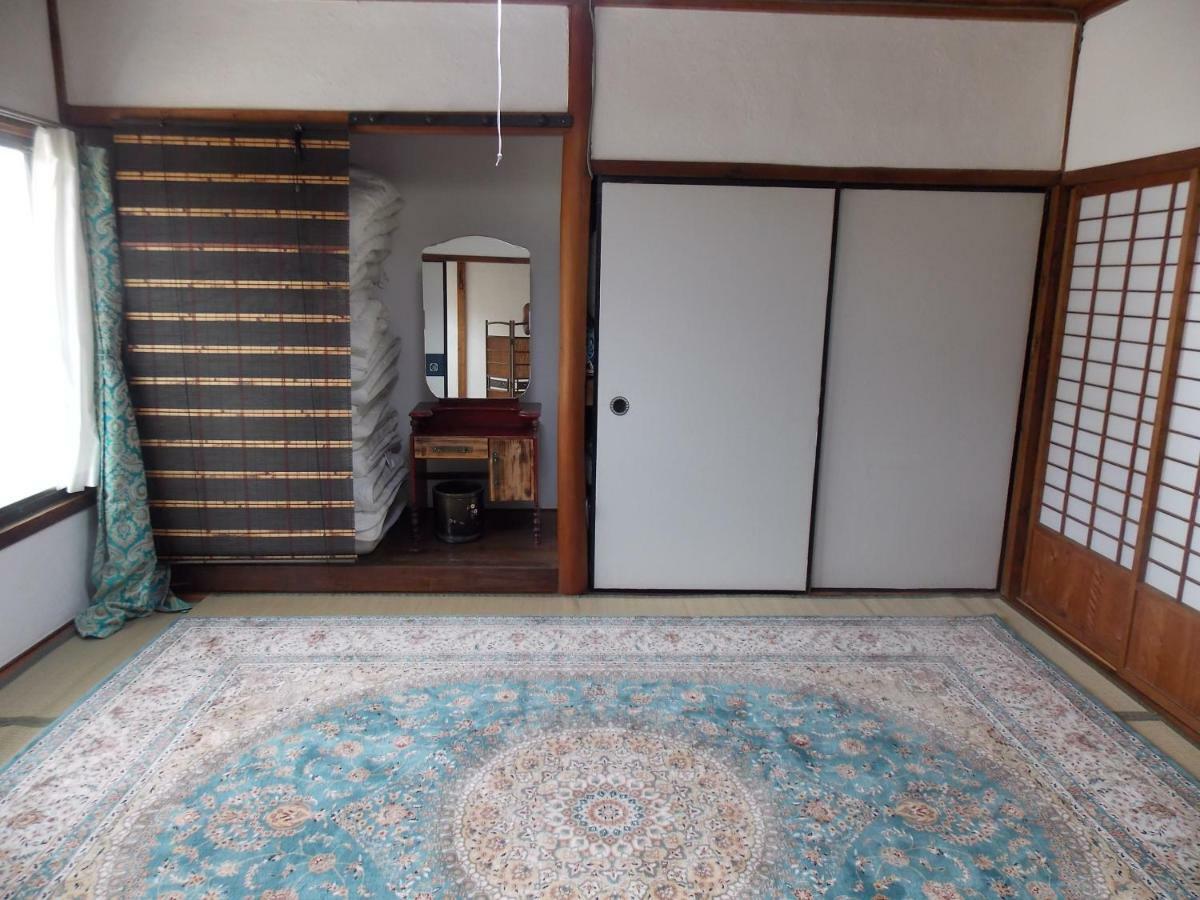 Guesthouse Yawara Окаяма Екстериор снимка